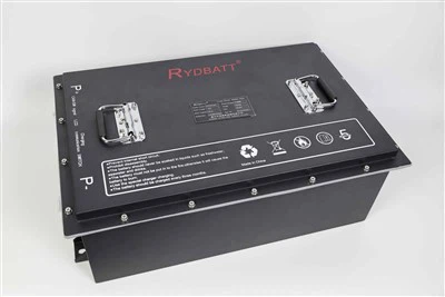 Puis-je connecter plusieurs batteries de trolleybus de 12,8 V et 24 Ah en parallèle ?